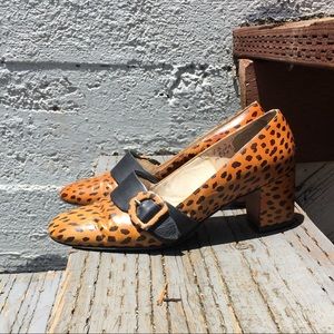 VINTAGE leopard print block heels